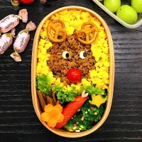 Snapdishの料理写真:息子くん トナカイ弁当|yu-chanさん