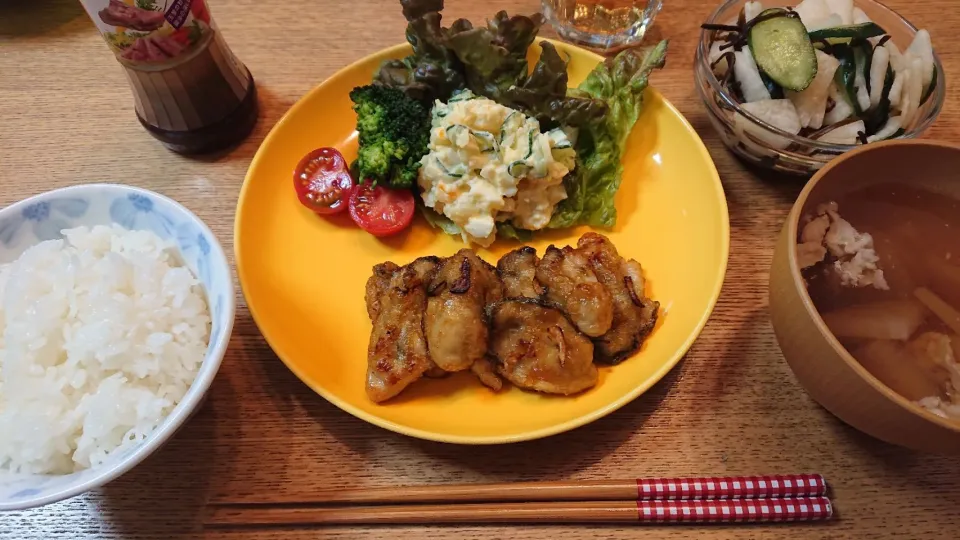 Snapdishの料理写真:牡蠣のバター醤油ソテー♪|しほさん