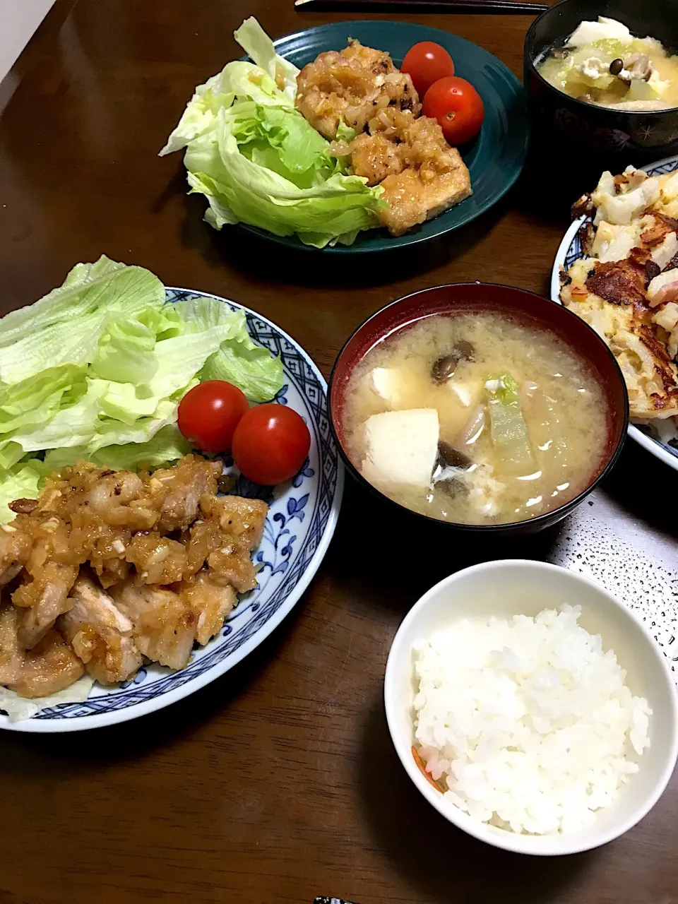 娘と作るトンテキ&お味噌汁

 #おうちごはん  #娘作  #夕ご飯  #トンテキ  #みそ汁 #冬休みの宿題|こむぎさん