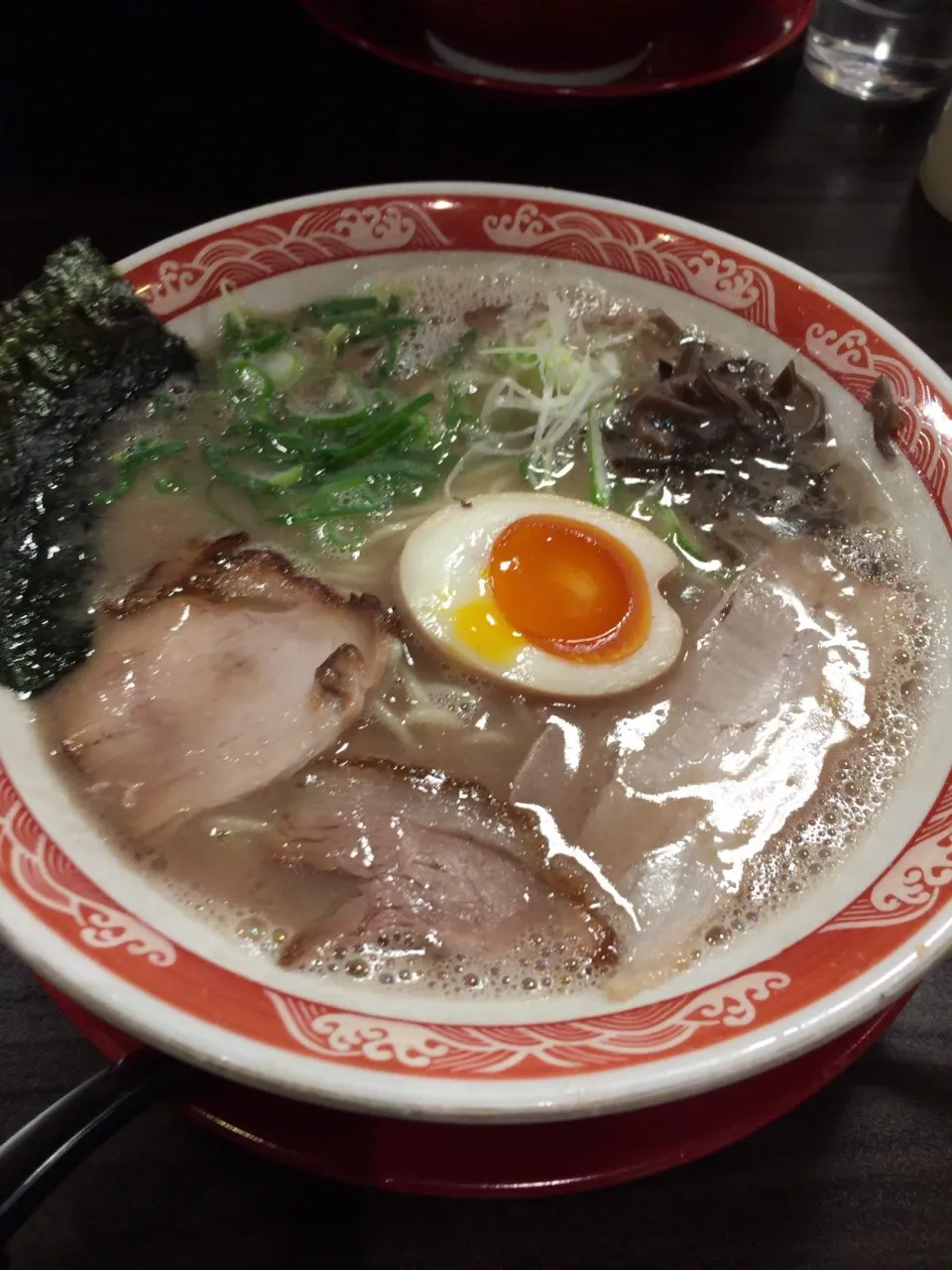 忘年会後のラーメン🍜やってしまったー|ちーねーさん