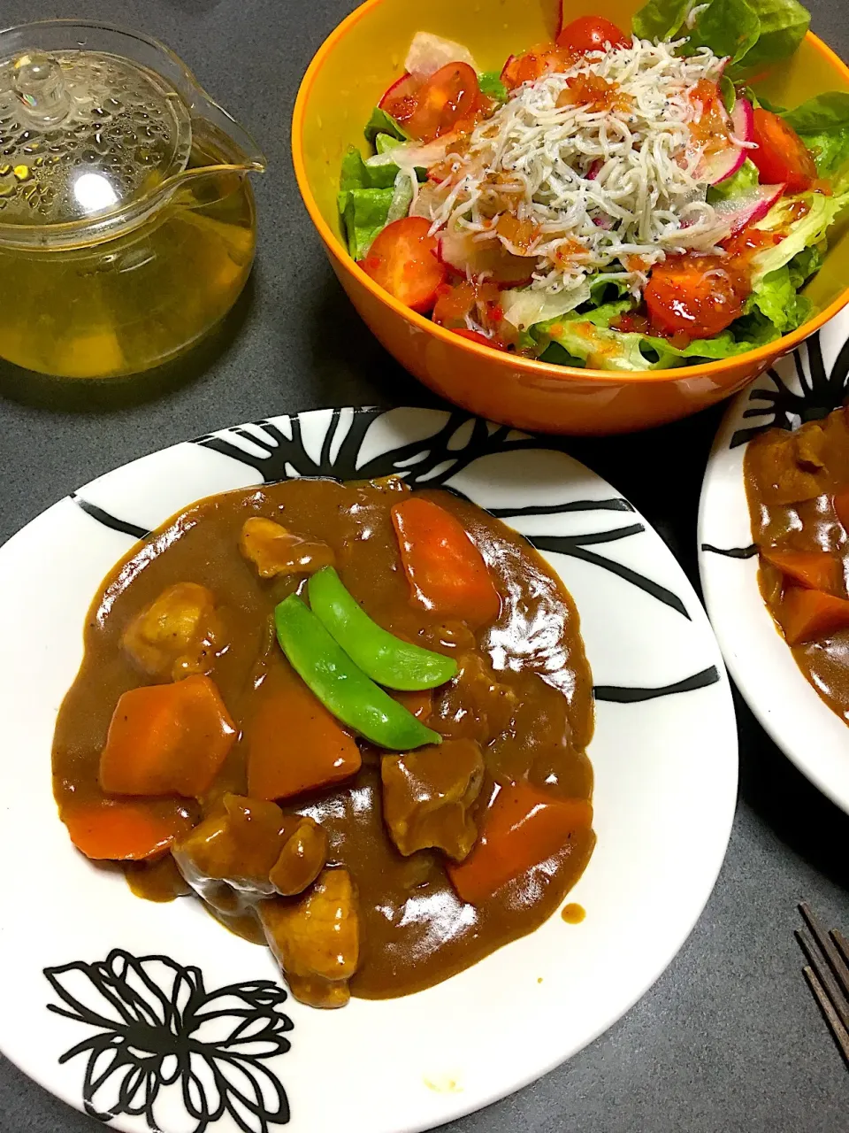 Snapdishの料理写真:カレー🍛|Mickeyさん