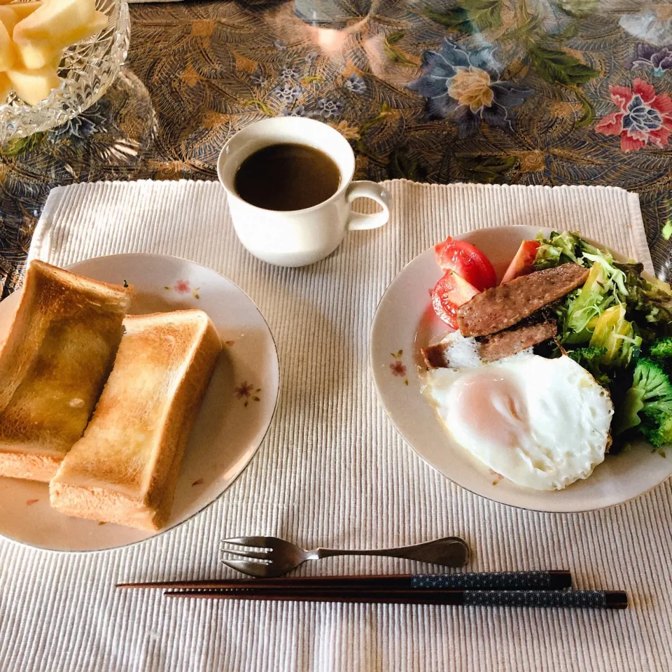 朝ごはん|さとるさん