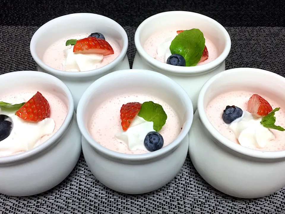 絶対！美味いから😋
いちごムース🍓！|Yukihiko Ishidaさん