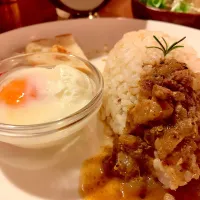 Snapdishの料理写真:エッグ・ド・ブラジルカレー  #カレー処ヤサカ  #カレー  #浜松|ダンディ☆和田さん