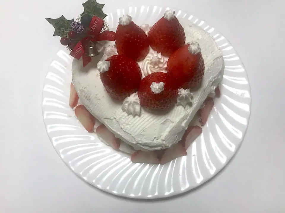 少し早いクリスマスケーキ
#クリスマスケーキ
#苺のショートケーキ
#もうすぐクリスマス|ストロベリーさん