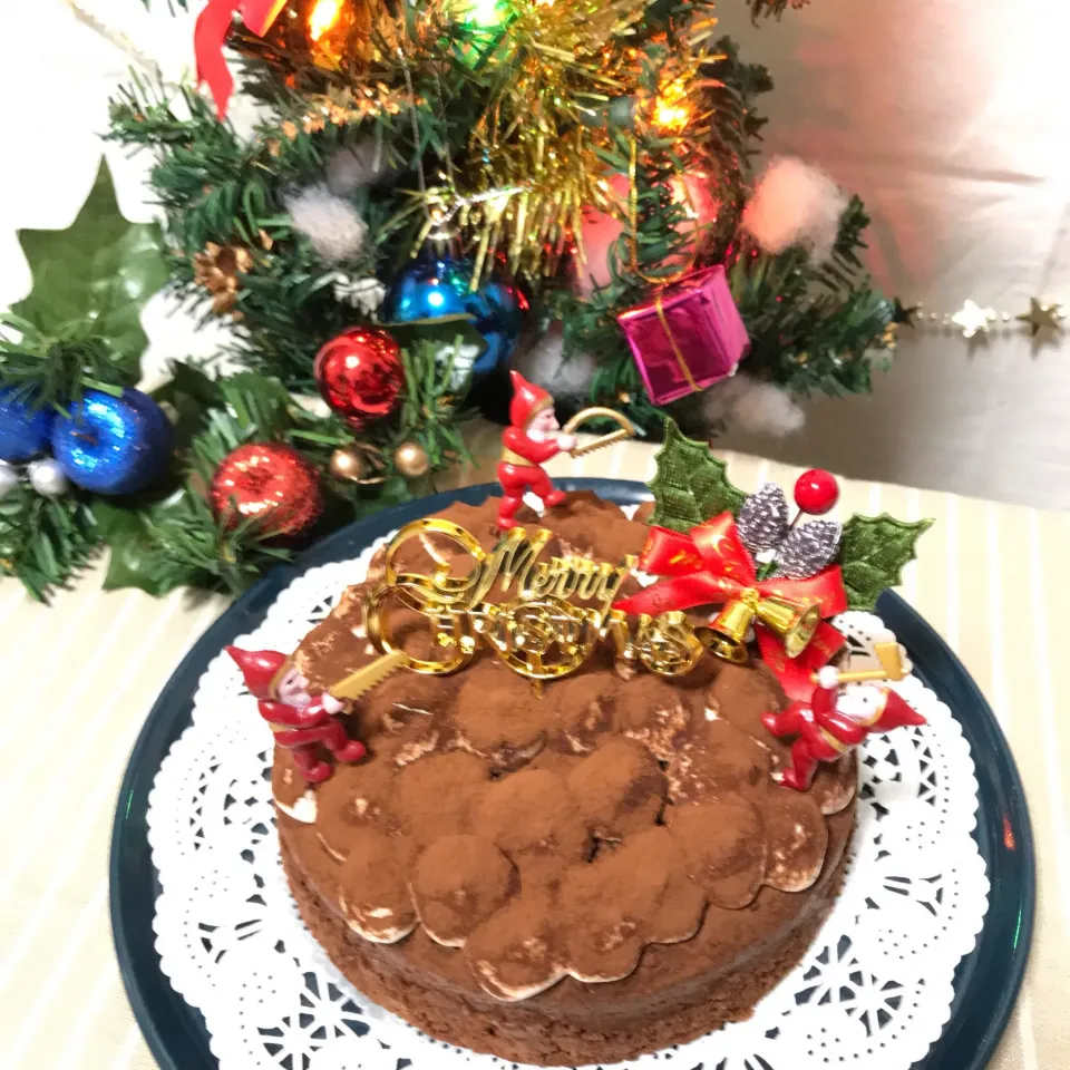 Snapdishの料理写真:#クリスマスケーキ #チョコレートケーキ|ゆかり☺︎❤︎（ @pyon63yukari ）さん