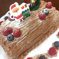 グルテンフリーのbûche de Noël|Emiko  Hanawaさん