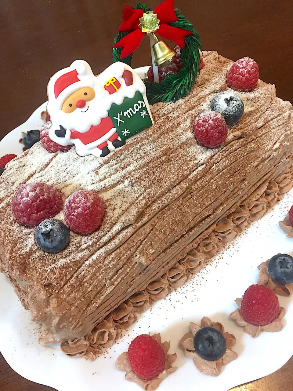 グルテンフリーのbûche de Noël|Emiko  Hanawaさん