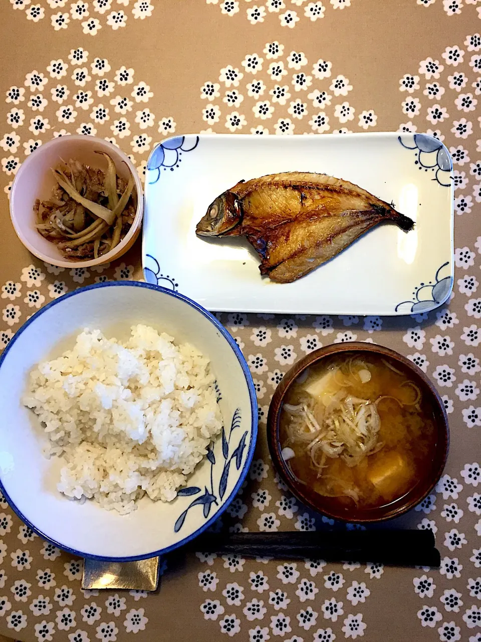 アジの干物朝定食|えのさん