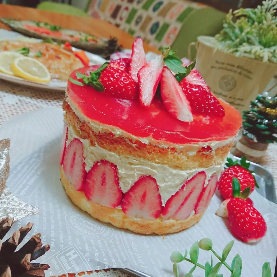 苺のフレジェ🍓|とまと🍅さん