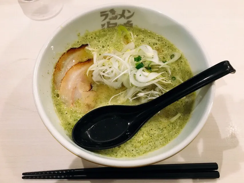 Snapdishの料理写真:ラーメンジェノバ|chan mitsuさん