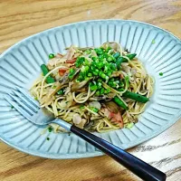 なんと朝ごはん！にまいたけバターしゅうゆスパゲッティ|ハシオさん