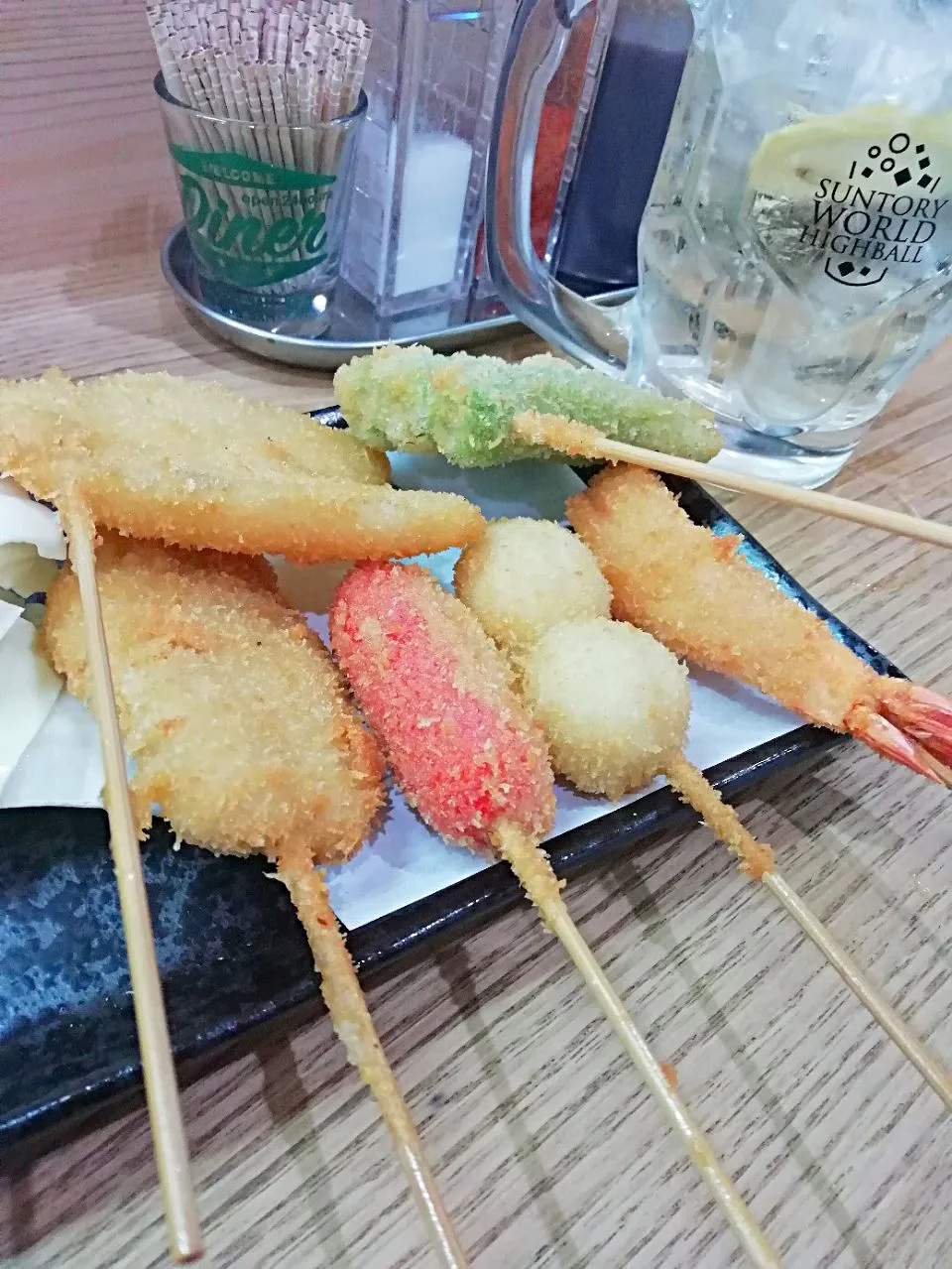 Snapdishの料理写真:串カツとジムビームハイボール|Kunisanoさん