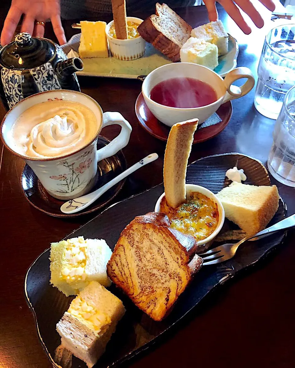 ウインナーコーヒー&モーニングサービス😋|ゆかりさん