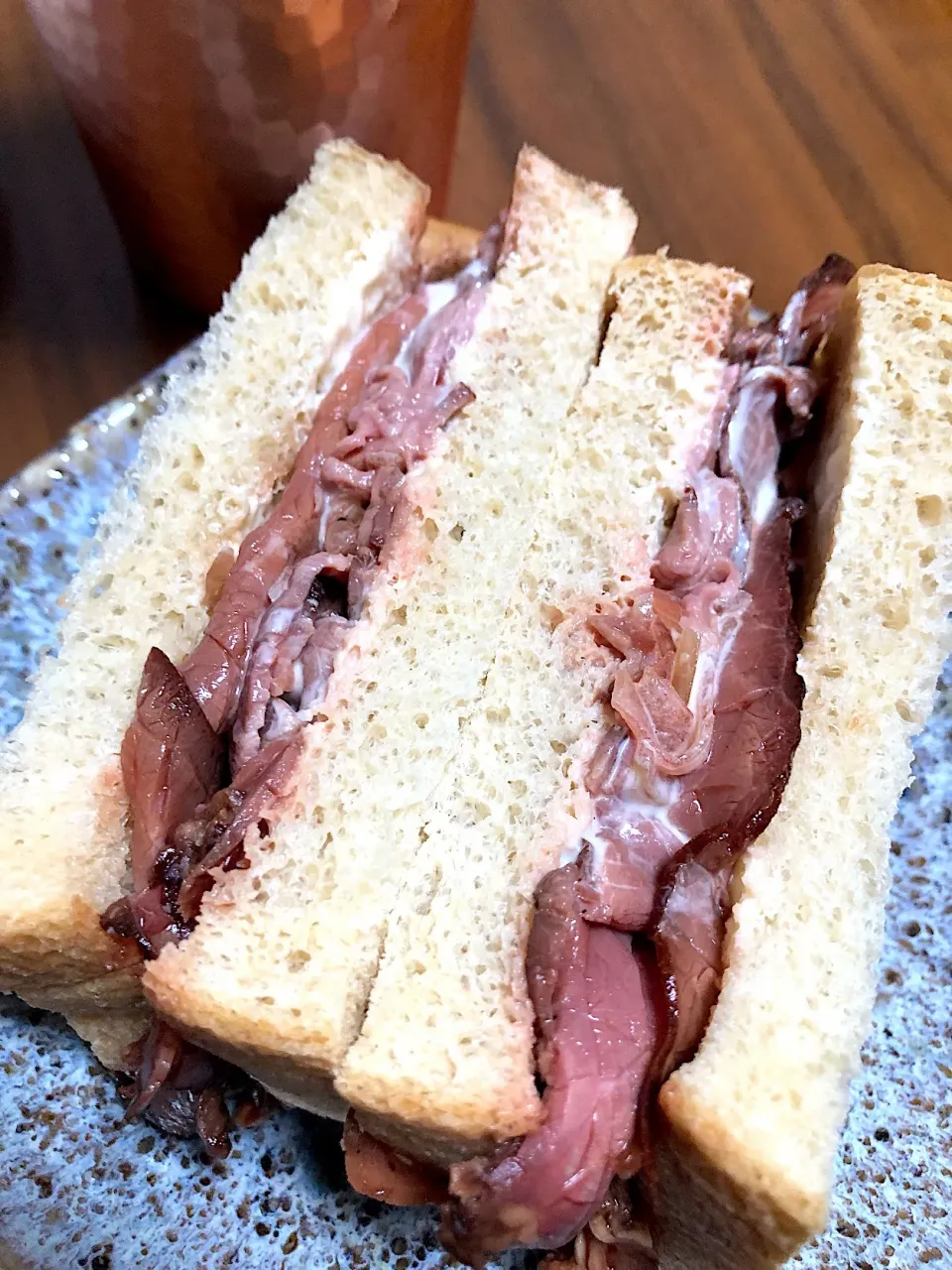 Snapdishの料理写真:ローストビーフサンド🥪|ラックさん