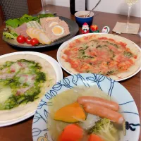 Snapdishの料理写真:ピザ(スーパーのです)
ミートローフ
ポトフ|skさん