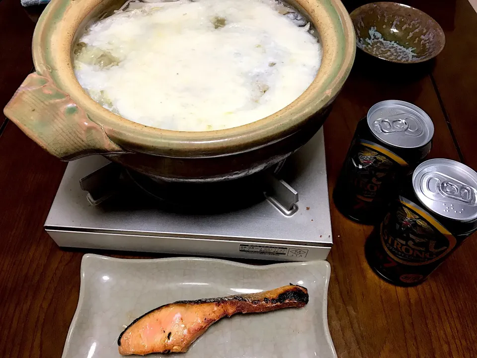 Snapdishの料理写真:2018.12.24 バンコクからただいま晩酌🍻🍻🍻|ゆみずさん