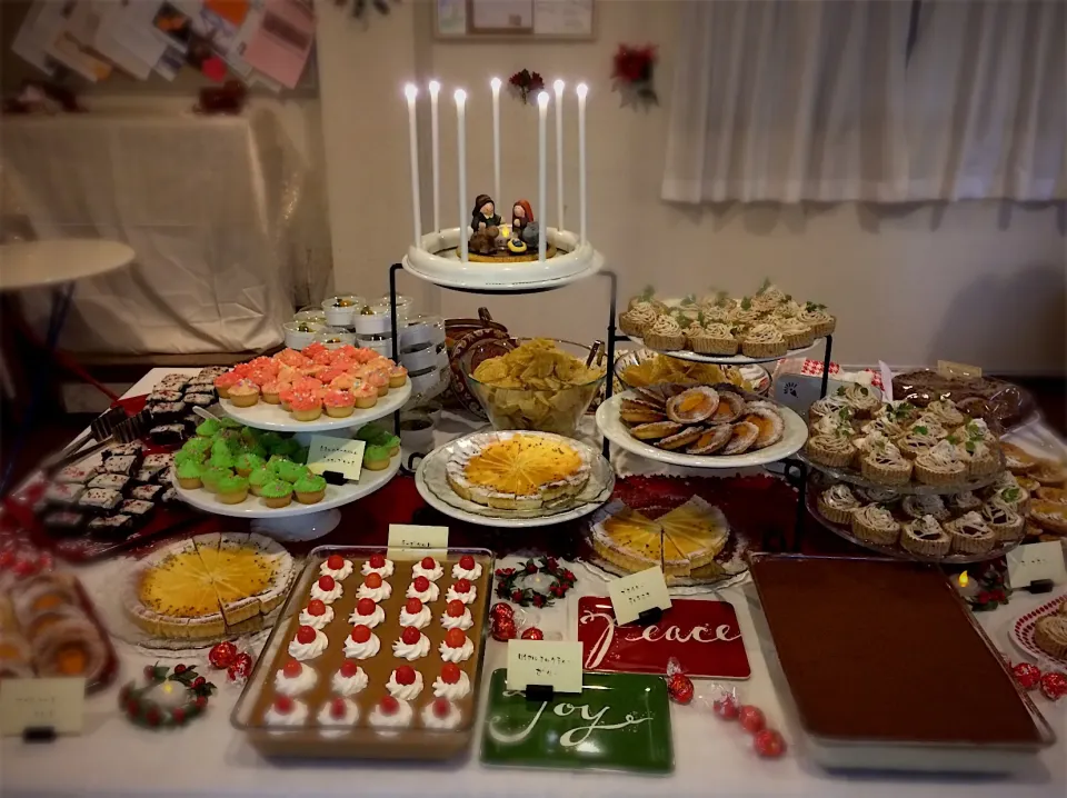 Sweets table for the Candle night|cheesyさん