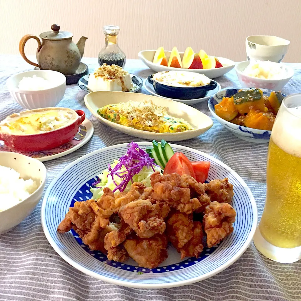 ニンニク生姜たっぷりの唐揚げ、長芋とネギと舞茸の明太クリームグラタン、納豆とチーズとネギニラのオムレツ、南瓜のそぼろ煮|ゆかりさん