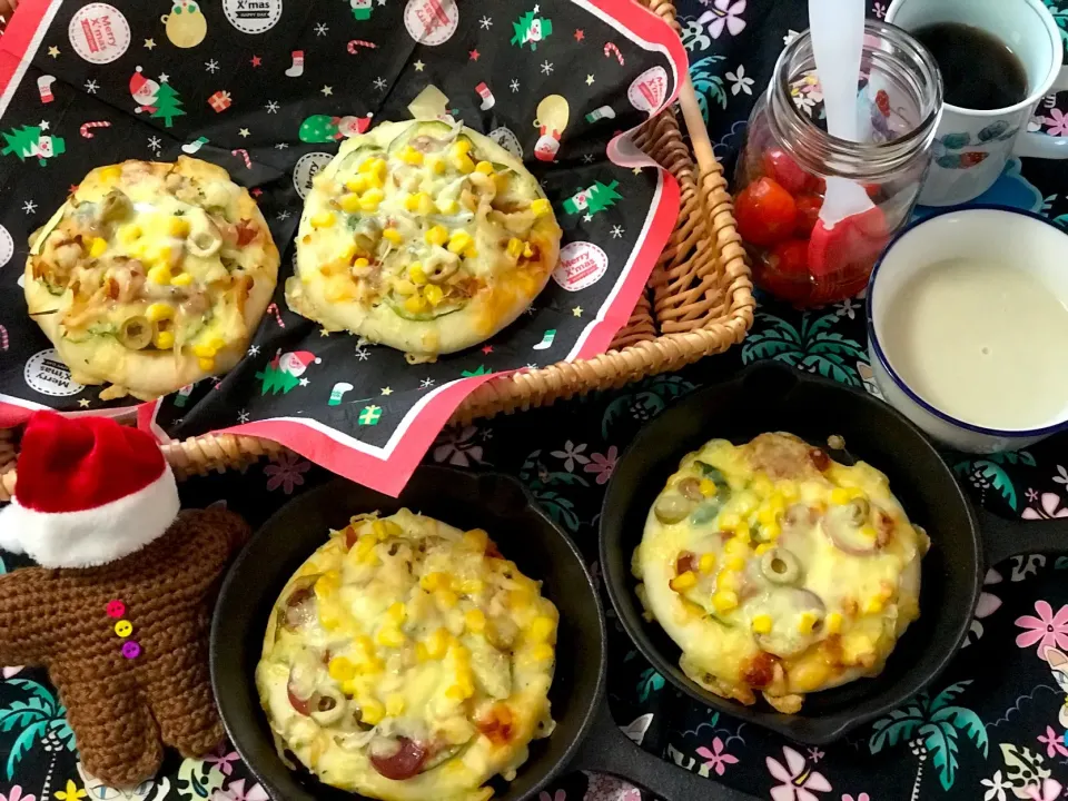 Snapdishの料理写真:スキレットでピザパン🍕|noeさん