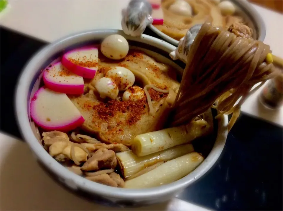 鳥とウズラと車麩に焼きねぎでお蕎麦|Takeshi  Nagakiさん