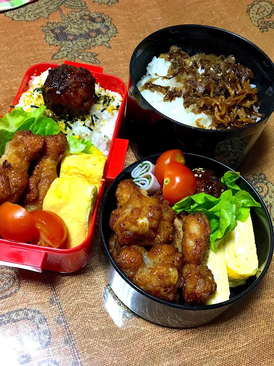 Snapdishの料理写真:#お昼ご飯 

12.28 主人と息子バイト弁当🍱
仕事納めです。今年も一年頑張りました。|renharuruさん