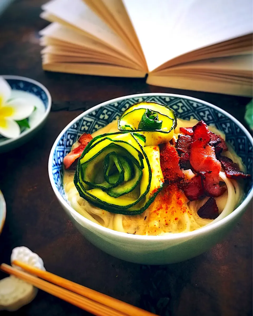 冬休みのランチに。ルゥを使わないお手軽カレーうどん | sophia.kam - お花料理日記|sophia.kamさん