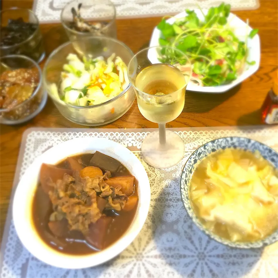 豚バラ大根里芋蒟蒻の味噌煮、イカマリネ、スープ餃子、漬物、常備菜|yakinasuさん