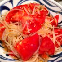 トマトとモヤシの酸っぱいサラダ