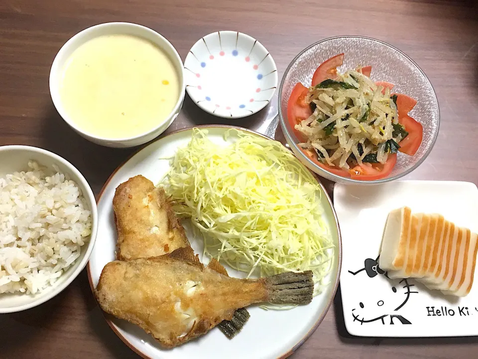 カワハギの唐揚げ 板わさ もやしとワカメの胡麻和え コーンスープ|おさむん17さん