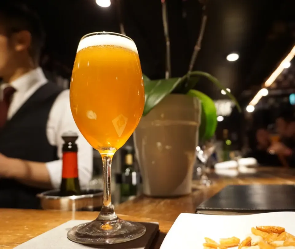 Snapdishの料理写真:#こぶし花ビール グランクリュ
スタイルはアビィトリペル。何だそりゃ？
とにかく美味すぎる！

#ビール #クラフトビール #beer #craftbeer #BeerichYeast #錦糸町|Shiny1022さん