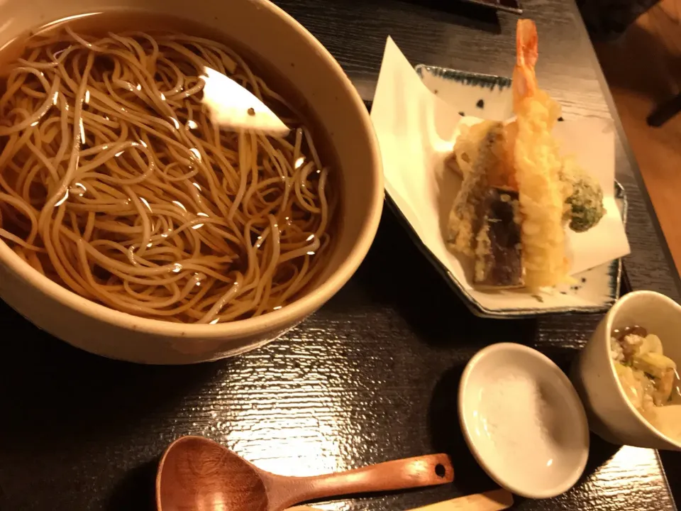 店長お任せ（冷だし・大盛り）
1日早い、年越しそば🎍|まさとさん