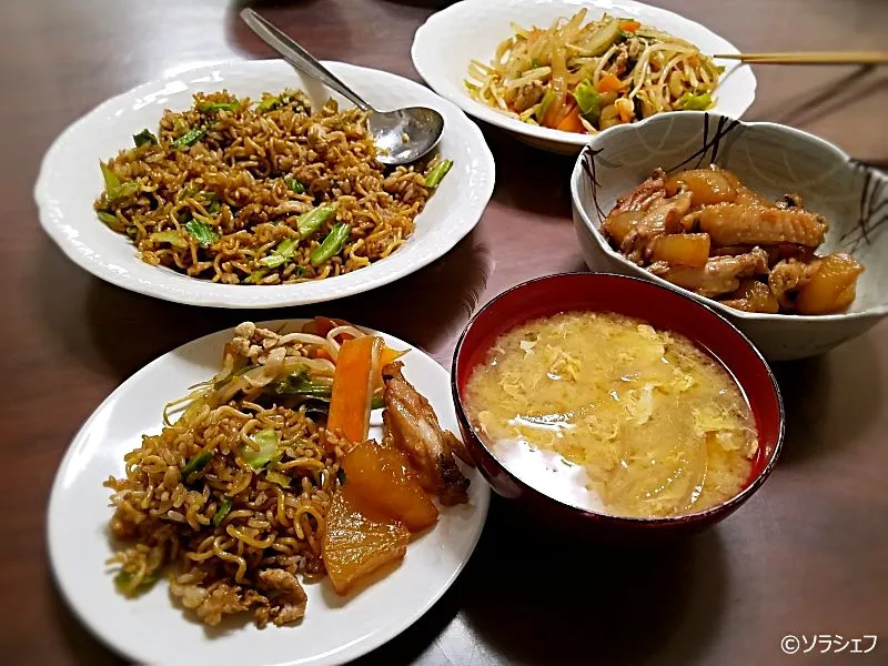 今日の晩ご飯だよ(*^^*)
★そば飯
★鶏手羽中と大根の甘辛煮
★肉野菜炒め
★かきたまと玉ねぎの味噌汁|ソラシェフさん