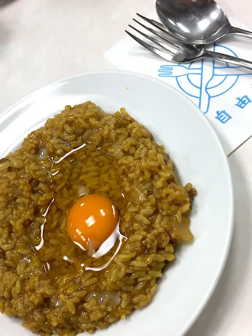 自由軒のカレー  #カレー|ごはんできたよ〜さん