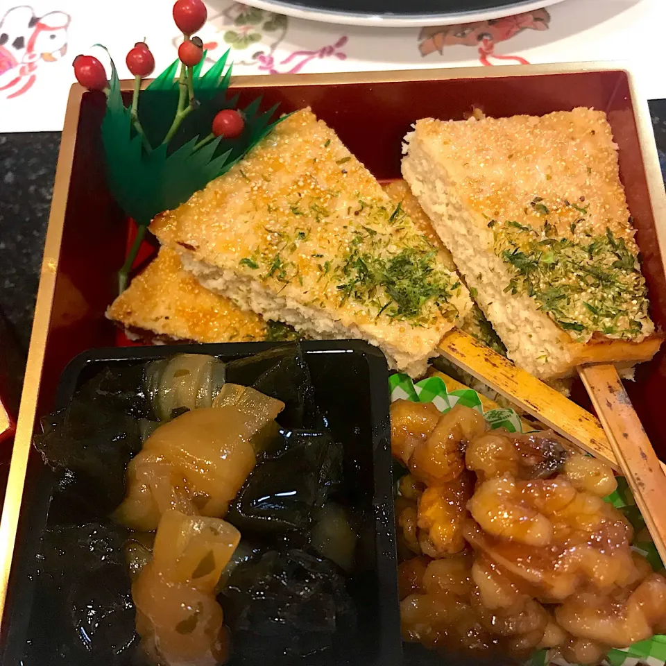 おせち料理いただきました。
昆布巻き
くるみ甘露煮|シュトママさん