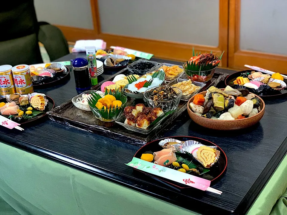 Snapdishの料理写真:2019 母のおせち|半田手延べそうめんの店 阿波や壱兆さん