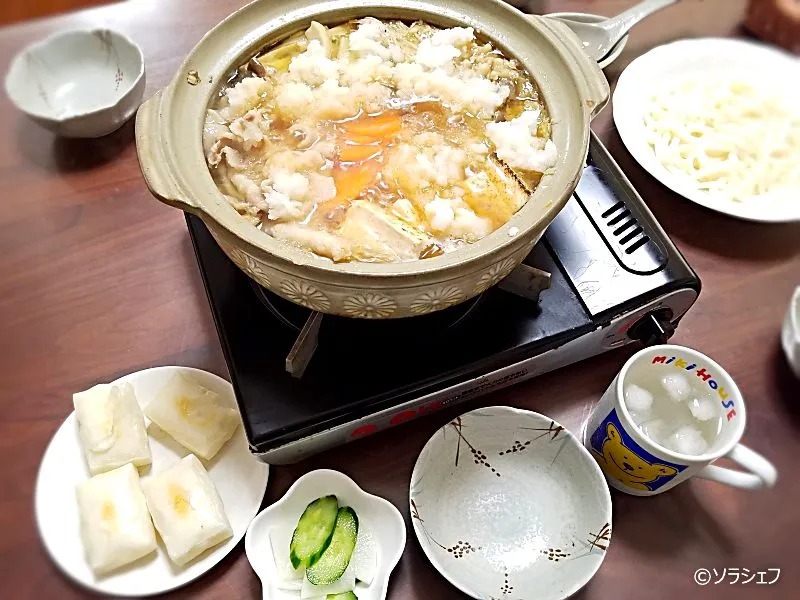 今日の晩ご飯だよ(*^^*)
★豚バラときのこのみぞれ鍋
★きゅうりと大根の浅漬け|ソラシェフさん