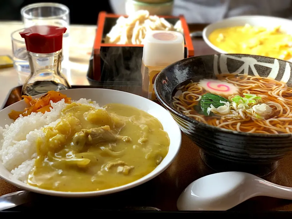 Snapdishの料理写真:2018年12月30日のカレー。この後の夕食もカレーで、大晦日のお昼も新宿でカレー。|僕にカ、カレヱを……さん