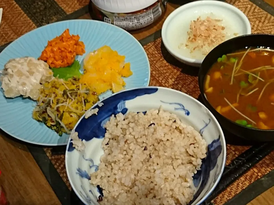 珍味盛合せ&大根おろし&なめこの味噌汁|まぐろさん