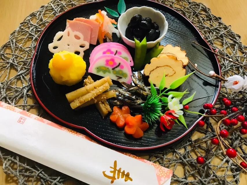 Snapdishの料理写真:🎍おせち盛り合わせ🎍|harutomomariさん