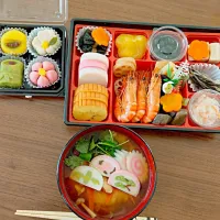 Snapdishの料理写真:🎍お雑煮.おせちお正月🎍|じゅんさん