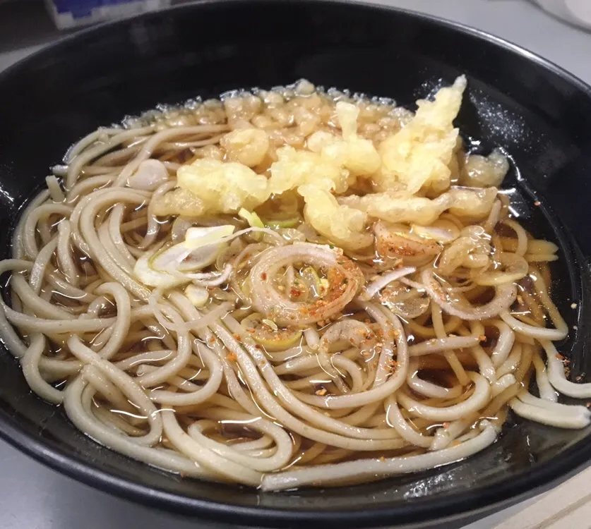 宿ぐらしの年越したぬき蕎麦
十割蕎麦だよε=(･д･｀*)ﾊｧ…|ぽんたさん