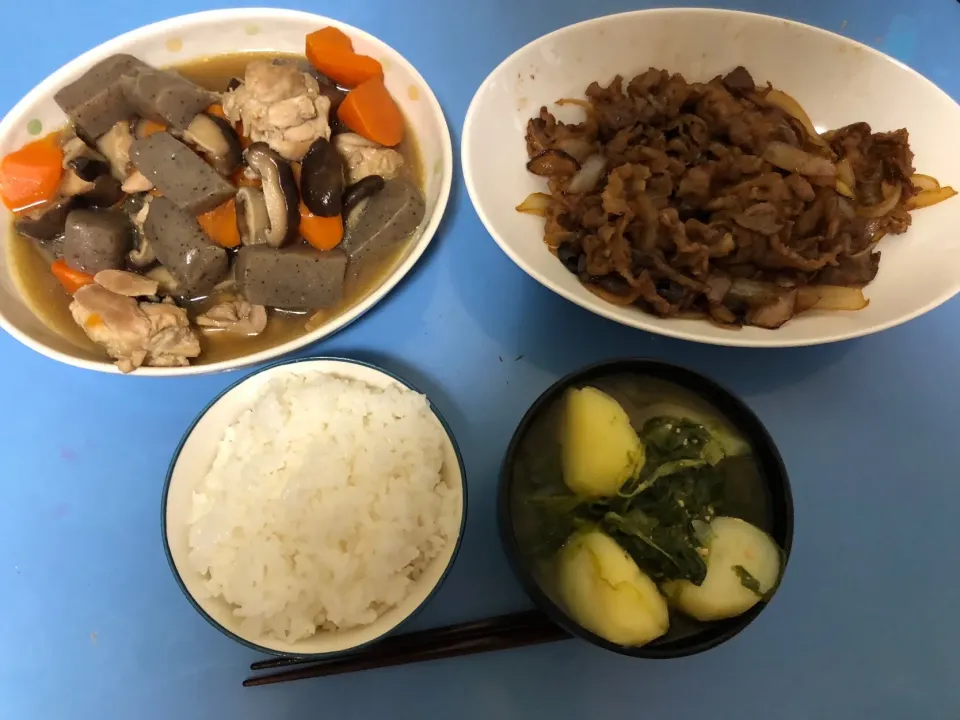 鶏肉とこんにゃくの煮物、プルコギ風、ほうれん草とじゃがいもの味噌汁|關谷留美伊(旧 佐藤)さん