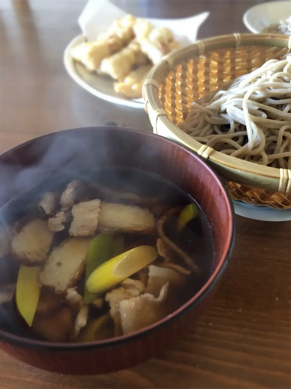 1/3の昼食 肉つけ蕎麦と竹輪天|yoneさん