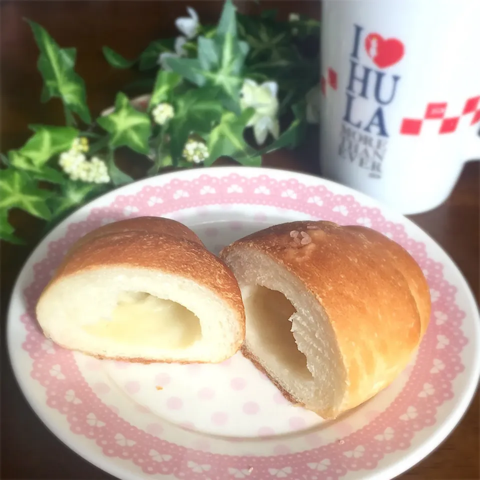 あみさんの料理 塩バターパン🥐|あみさん