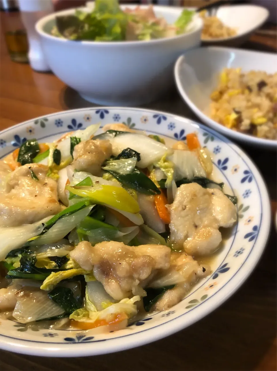 1/3の夕食 炒飯と野菜炒め|yoneさん