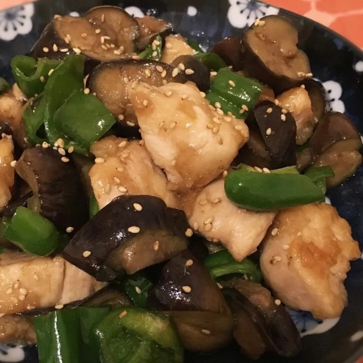 鶏むね肉と茄子とピーマンのオイスター炒め|❁❁❁さん