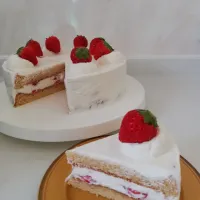 みんな大好きいちご🍓ショートケーキ|くまさん