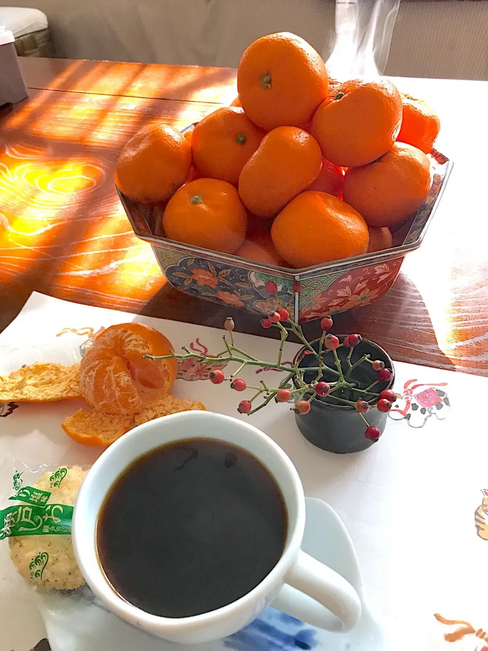 Snapdishの料理写真:コタツでみかんの🍊まったりした
お正月４日
やっとゆっくりできますフフフ💕💕💕|シュトママさん