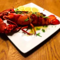 Snapdishの料理写真:Lobster with Garlic Lemon Butter!|sompinglingjaさん